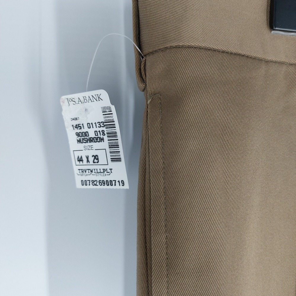 New JOS A BANK Mens 44x29 Travelers Twill Pants‎ Mushroom Brown Wrinkle Free - Picture 5 of 10